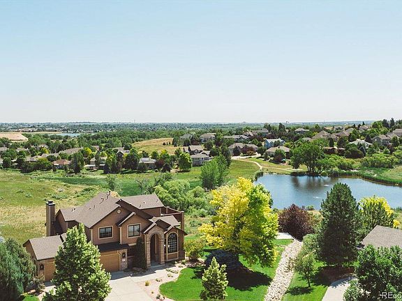 3rd image of 871 Panorama Pl