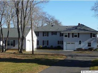 155 Comanche Dr, Oceanport, NJ 07757