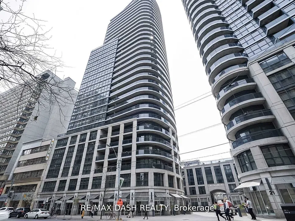 25 Carlton St #2701