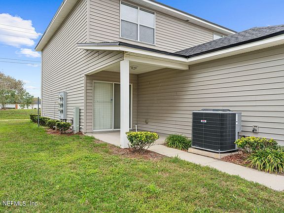 3rd image of 496 HOPEWELL Drive