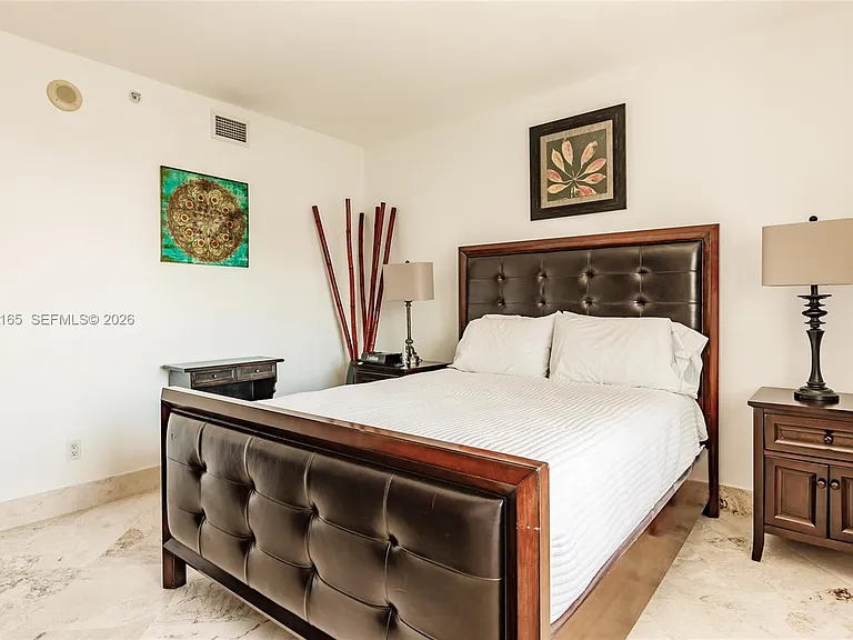 325 Biscayne Blvd #3617 — Photo 7