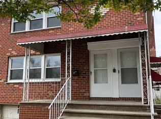 8948 Pontiac St APT 2, Queens Village, NY 11427