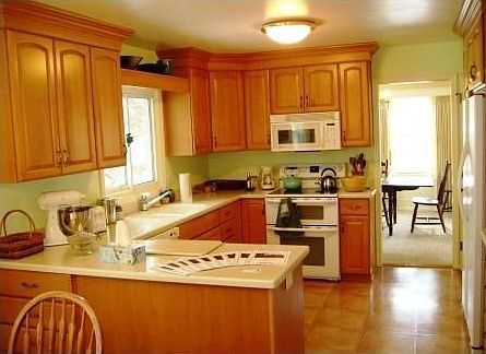 5th image of 2905 Crestwood Dr