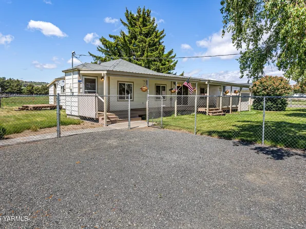 370 McLaughlin Rd, Yakima, WA 98908