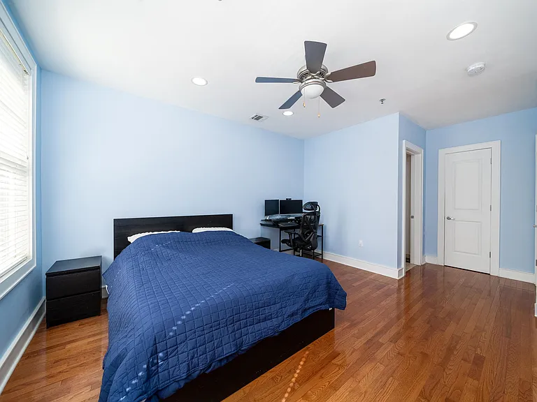 264 5th St #3D — Photo 3