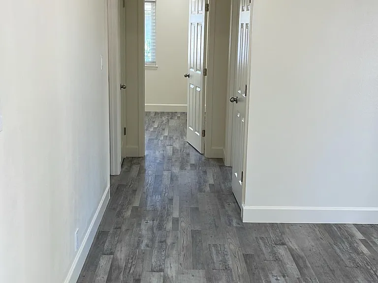 5503 Ridgeway Ave — Photo 4