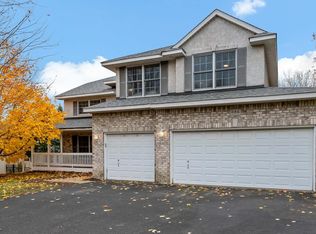 886 Oak Ct, Eagan, MN 55123