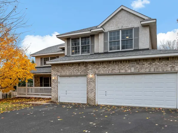 886 Oak Ct, Eagan, MN 55123