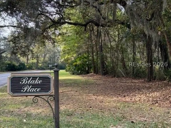 9 Blake Pl, Hilton Head Island, SC 29928