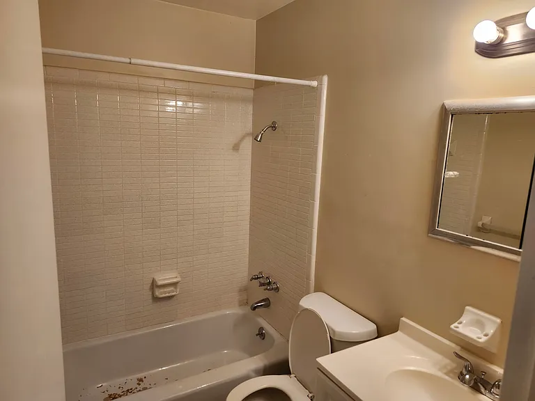 604 Joel Blvd — Photo 6