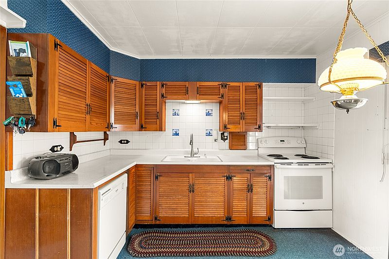5th image of 912 & 908 3rd Street