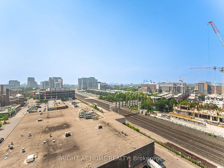 125 Western Battery Rd #1112 — Photo 32