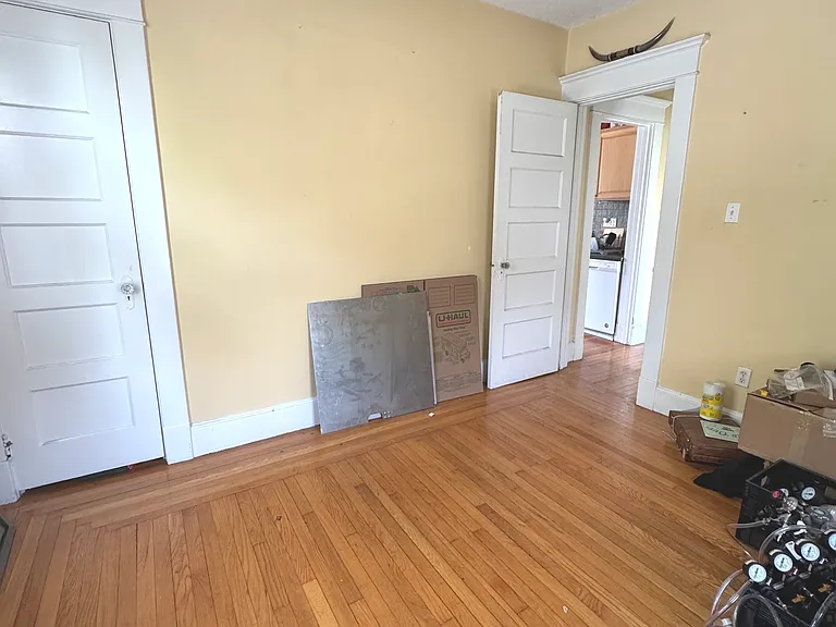 1869 Chapel St #2 — Photo 15
