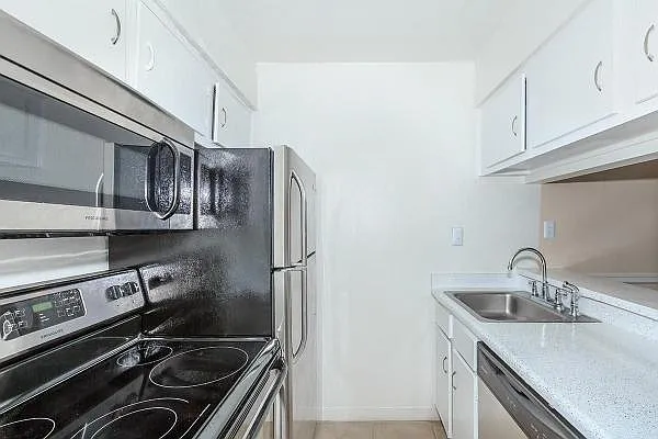 Tanglewood Place — Photo 16