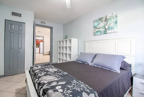1815 Larkin Ave #3 Photo 1