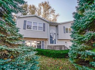 9 Naylor Cir, Madison, WI 53719