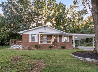 391 Spring Valley Dr SW, Calhoun, GA 30701