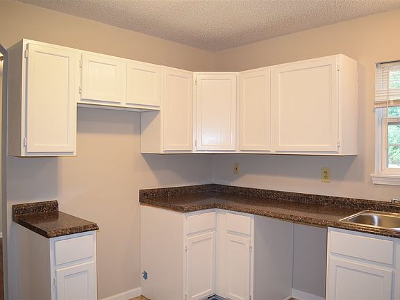 5th image of 508 Caulder Ave