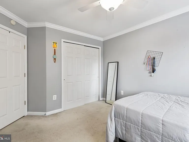 10103 Cotter Ct — Photo 14
