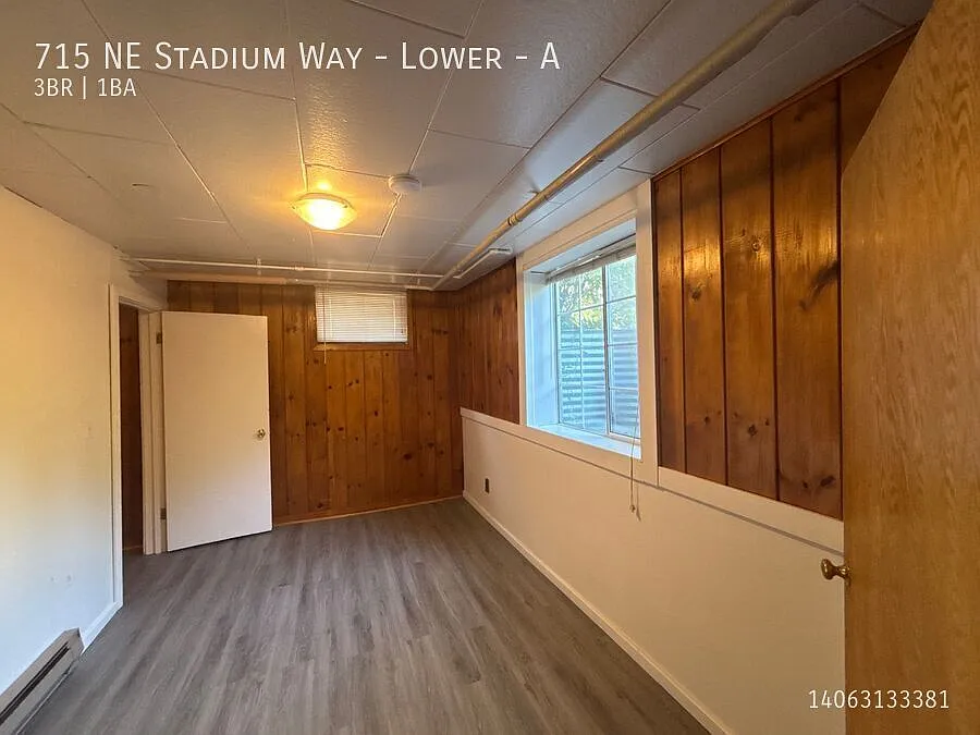 Affordable 3 Bedroom | Steps from WSU Campus — Photo 3