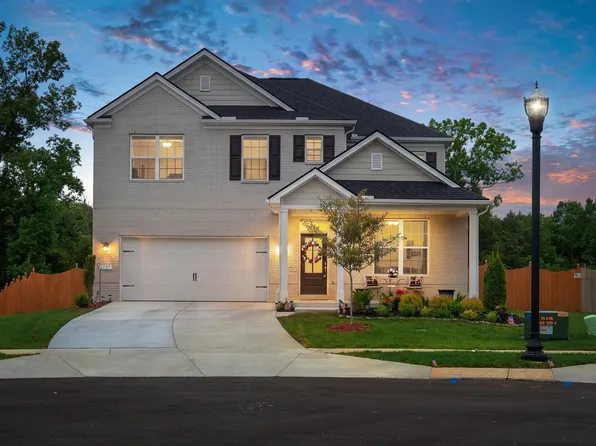 1127 Aster Pl, Mount Juliet, TN 37122