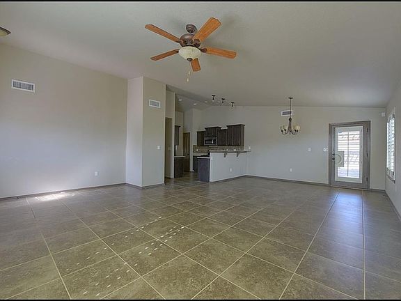 5th image of 14641 Christian Castle Ave