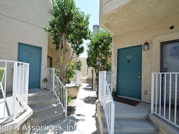 3rd image of 6642 Orange Ave Unit 113