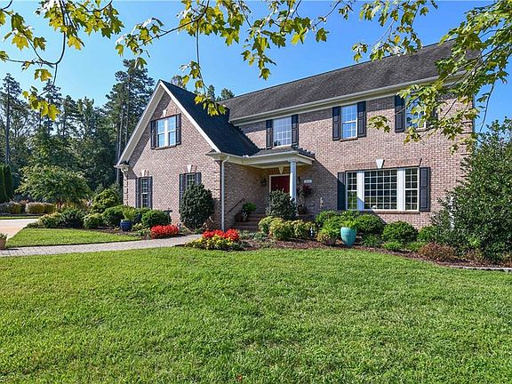 2nd image of 4606 Brookmont Ct
