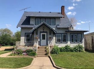 219 E 5th Ave, Redfield, SD 57469