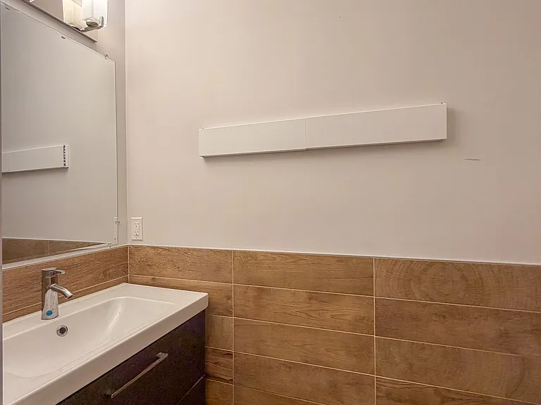 1601 Hobart St NW #1 — Photo 10
