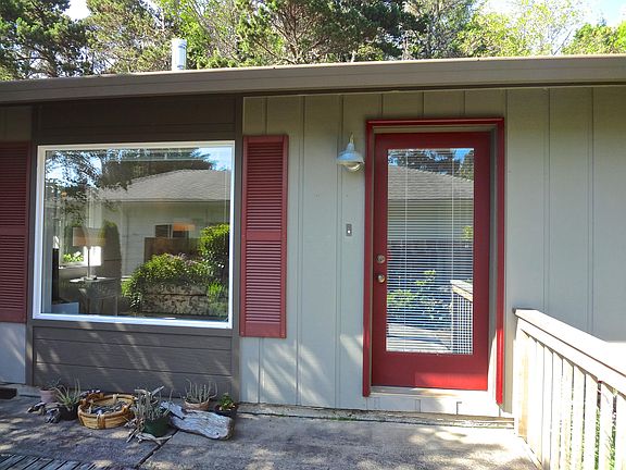 2nd image of 5540 Palisades Dr