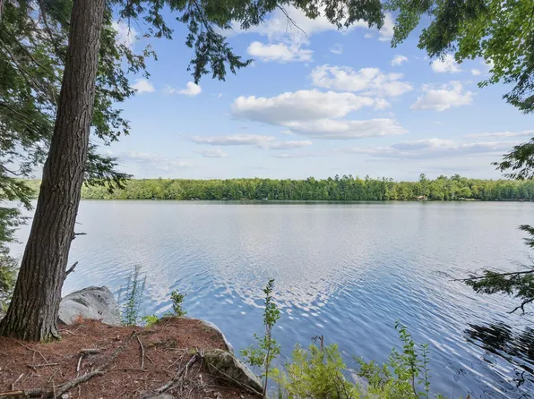 492 Point Drive, Mount Vernon, ME 04349