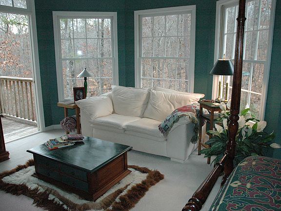 Master: XL master with its own private deck. Huge master bath w/ whirlpool tub