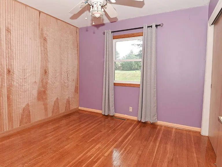 7146 S Meridian St — Photo 34