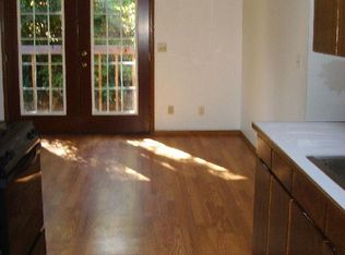 104 N 24th Ave, Yakima, WA