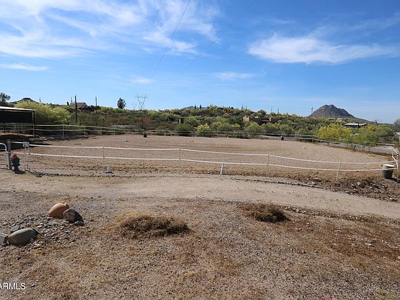 2nd image of 2406 W WHITE SPAR Road