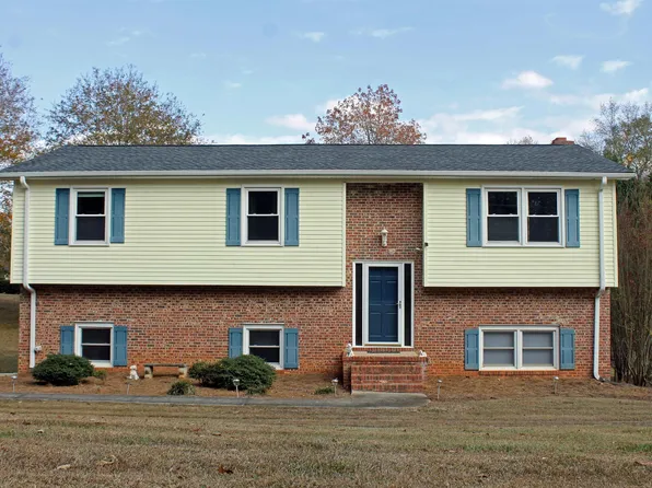 316 Antioch Rd, Easley, SC 29640