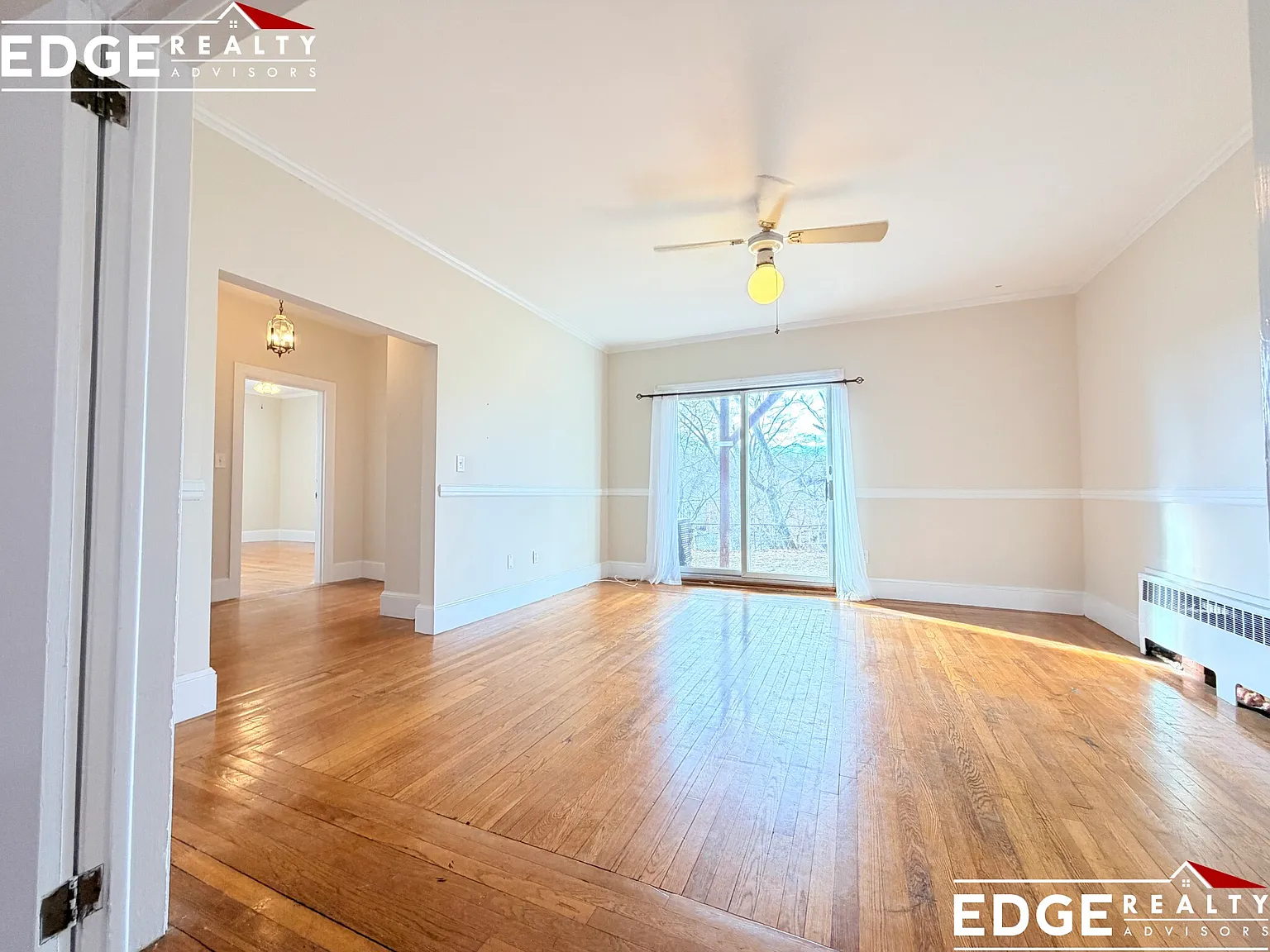 3 bed, 1200 sqft, $3,400 — Photo 2