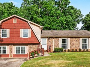 1315 Sanden Ferry Dr, Decatur, GA 30033