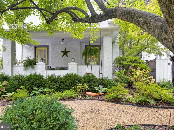 3720 McKinley St NW, Washington, DC 20015