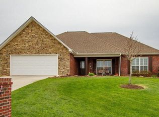 2103 Griffitts Mill Cir, Maryville, TN 37803