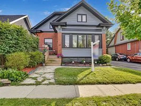 57 West St, Brampton, ON L6X 1V8