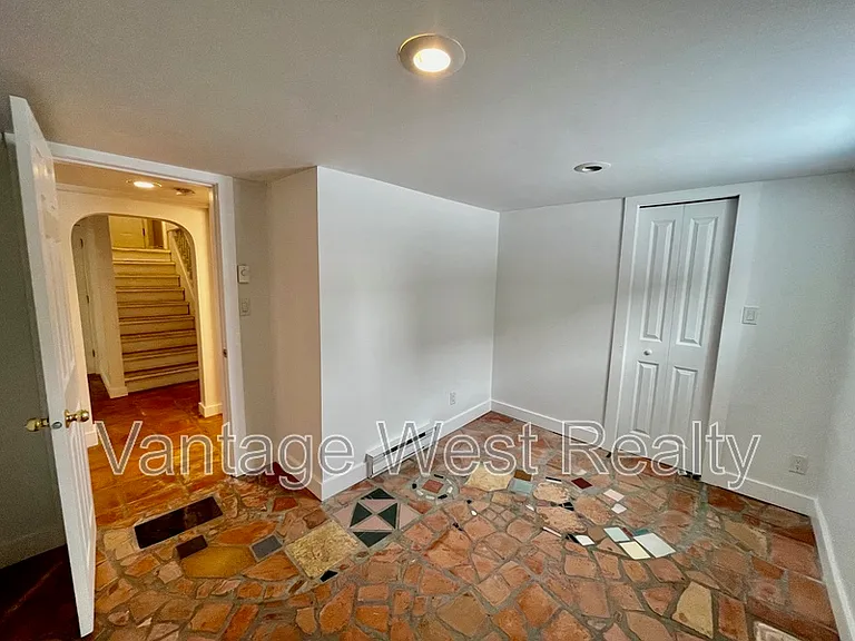 1230B Ethel St — Photo 10