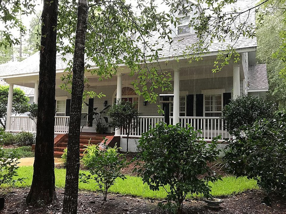 38 ft. Covered porch/railing