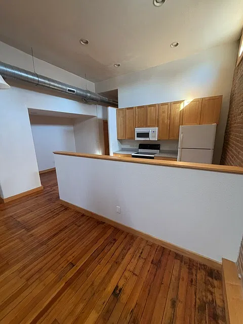 2 bed, $800 — Photo 3