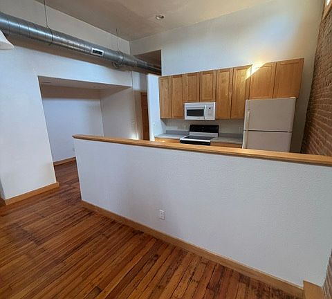 3rd image of 120 S Main St #2