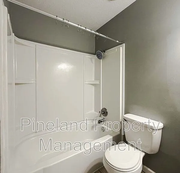 6151 Wynnwood Dr — Photo 13