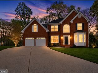 1826 Lone Oak Ct, Lawrenceville, GA 30043