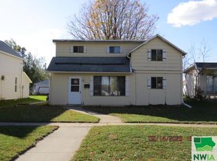 315 7th Ave SW, Le Mars, IA 51031