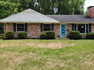 340 Woodside Dr, Batavia, OH 45103